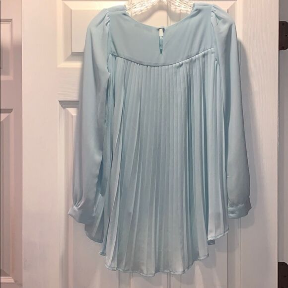 ✨Lulu’s Exclusive Trade Secrets Mint Green T… - Picture 7 of 7